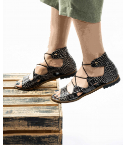 صندل زنانه چرم طبیعی شهر چرم Leather City کد SI008