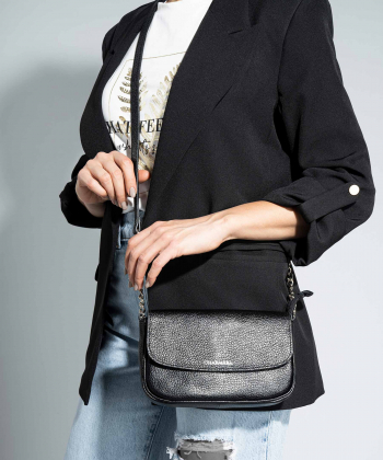 کیف دوشی چرم طبیعی زنانه چرم آرا مدل d081