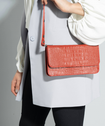 کیف دوشی چرم طبیعی زنانه چرم آرا مدل d084