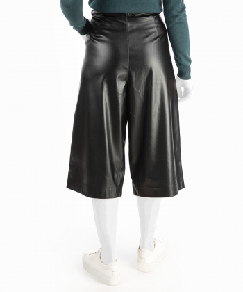 شلوارک چرم زنانه مانگ Mong مدل شیکا