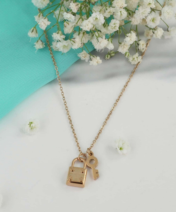 گردنبند زنانه استیل زودیکا Zoodika مدل قفل و کلید کد AAB-131