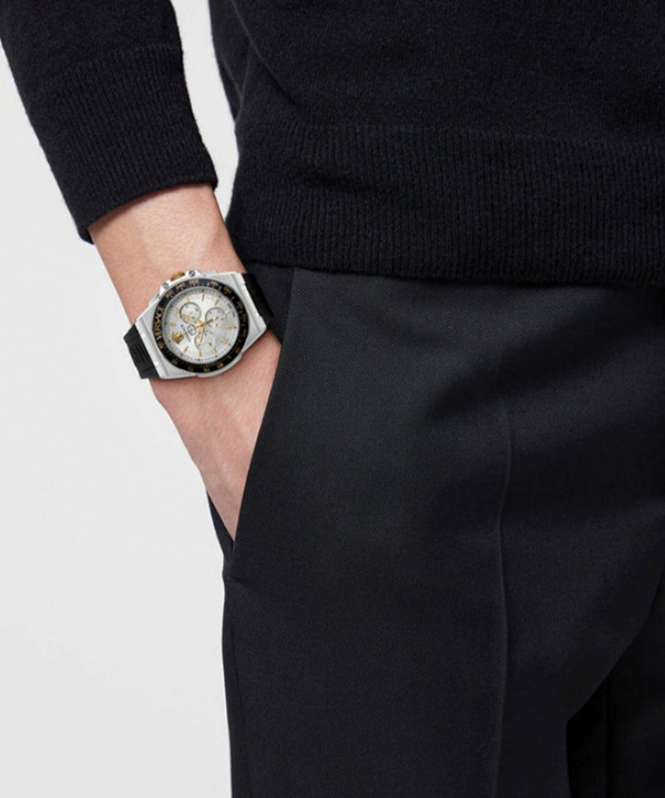 ساعت مچی عقربه‌ای مردانه ورساچه Versace مدل V VVE7H00123