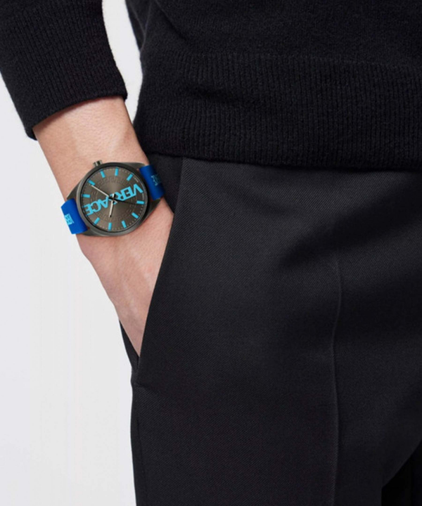ساعت مچی عقربه‌ای مردانه ورساچه Versace مدل V VVE3H00823