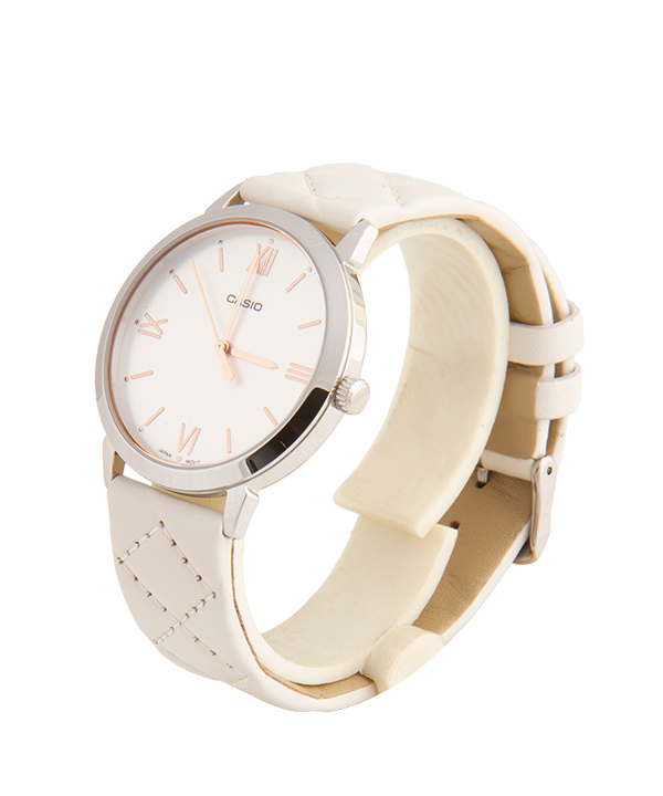 ساعت مچی عقربه ای زنانه کاسیو Casio مدل LTP-E153L-7A