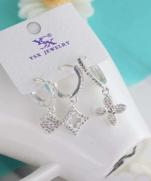 گوشواره زنانه پکی وای اس ایکس Ysx طرح ونکلیف کد AAC-667