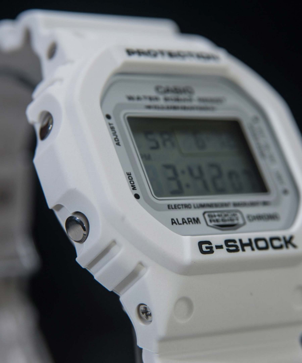ساعت دیجیتال مردانه کاسیو Casio مدل DW-B5600SF-7D