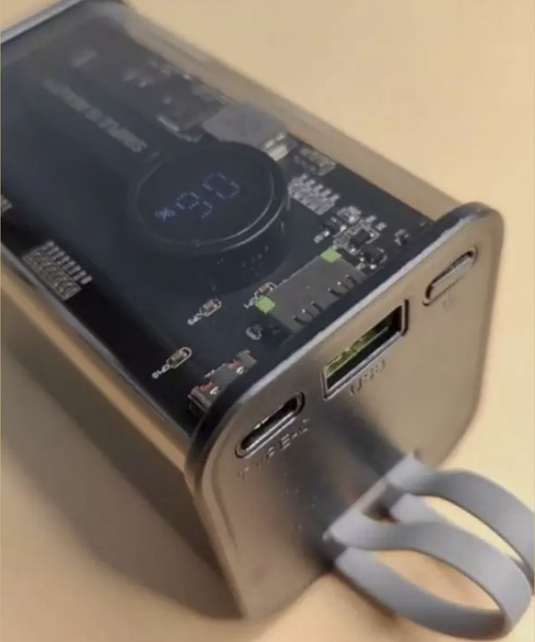 پاوربانک 22.5 وات 10000 همراه با کابل تایپ سی و لایتنینگ ایکس او XO PB306 10000mAh USB/Type-C Powerbank