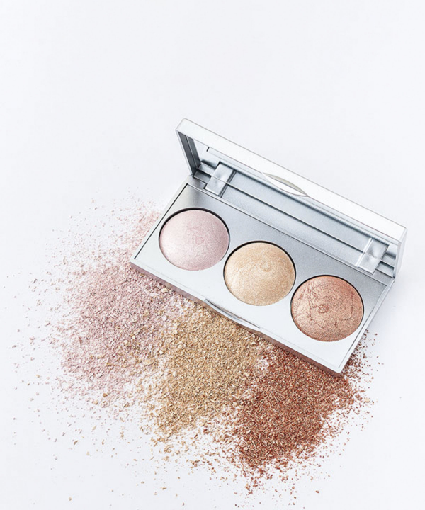 پالت هایلایتر گلدن رز Golden Rose مدل Strobing Highlighter