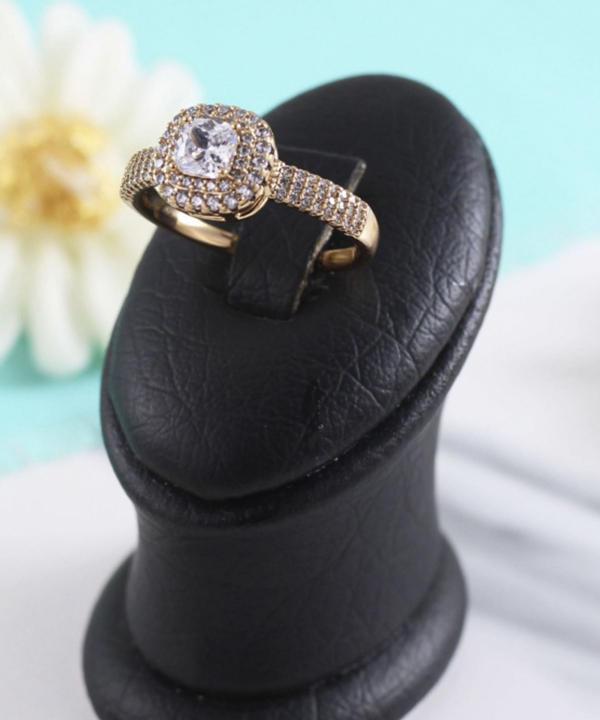 حلقه سولیتر زنانه ژوپینگ Xuping کد AAE-386