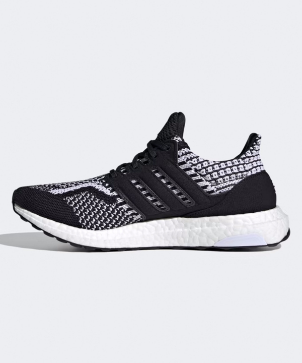 کفش ورزشی زنانه آدیداس Adidas مدل ULTRABOOST DNA