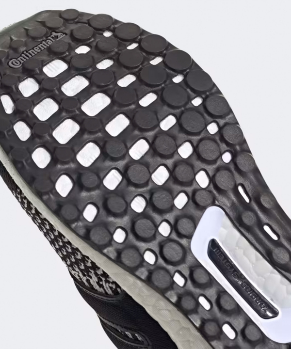 کفش ورزشی زنانه آدیداس Adidas مدل ULTRABOOST DNA