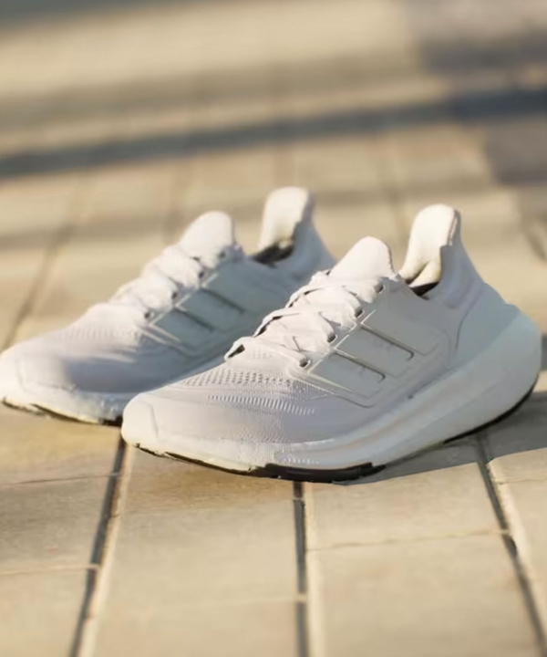 کفش ورزشی زنانه آدیداس Adidas مدل ULTRABOOST 23 W