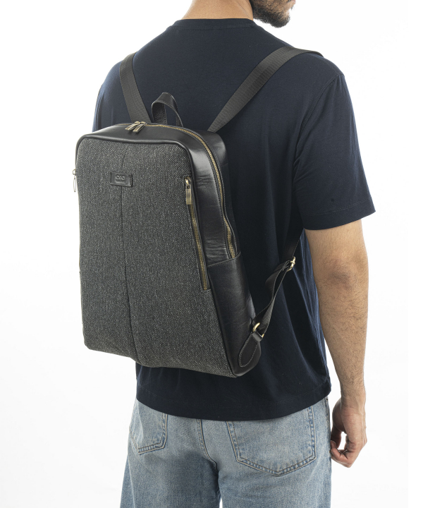 کوله پشتی چرم طبیعی صاد Saad مدل RZ3802