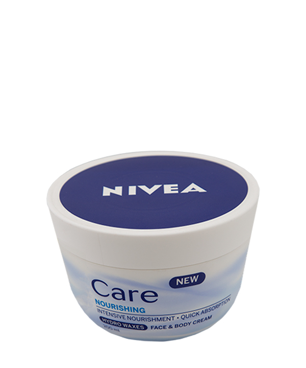 پک ضد آفتاب SPF 50 حجم 50 میلی لیتر و کرم مرطوب کننده حجم 200 میلی لیتر نیوآ Nivea