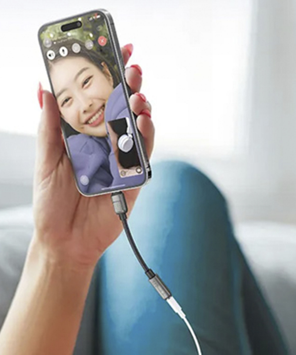 تبدیل لایتنینگ به جک 3.5 میلی متری مک دودو Mcdodo CA-501 Lightning to AUX 11cm