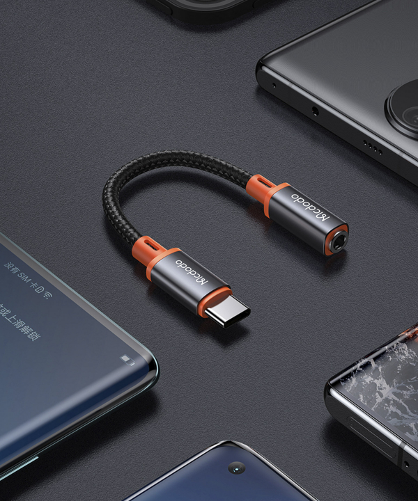 مبدل USB-C به جک 3.5 میلیمتری مک دودو مدل CA-7561 طول 11 سانتی متر