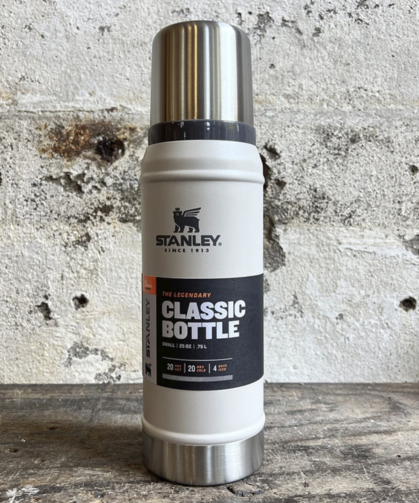 فلاسک استنلی Stanley گنجایش 0.75 لیتر مدل CLASSIC LEGENDARY کد 9803965
