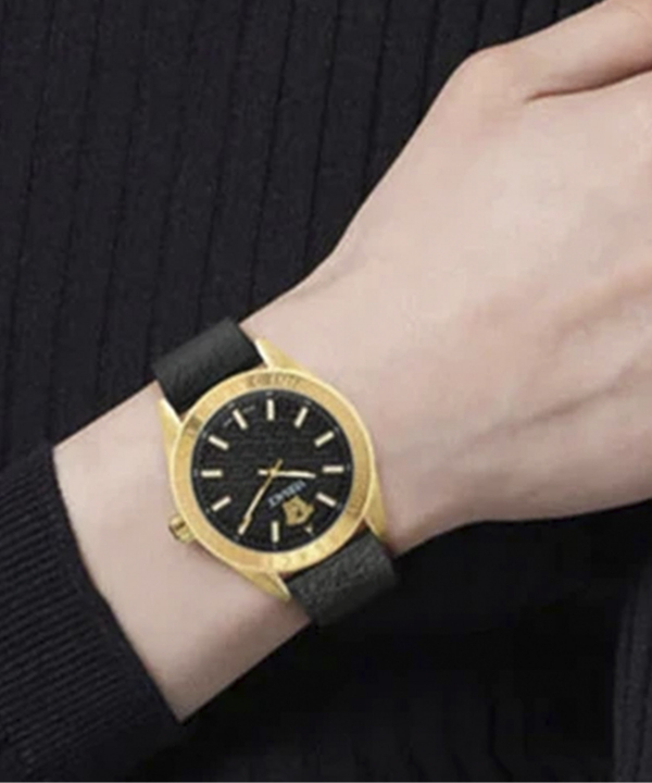 ساعت مچی زنانه ورساچه Versace کد VE8I002 24