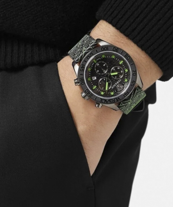 ساعت مچی مردانه ورساچه Versace کد VE6K002 23