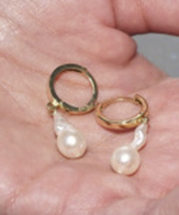 گوشواره روکو با مروارید باروک درریس Doris کد P1629