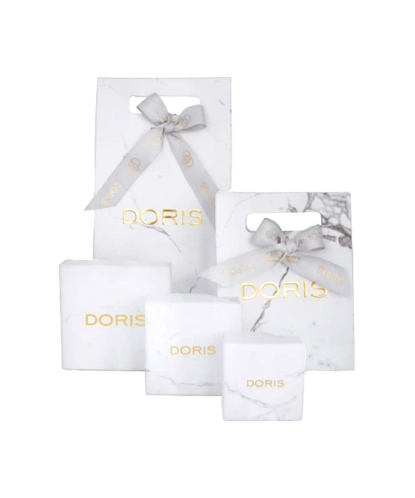 گردنبند فرشته نیکه قلب قرمز و نامه درریس Doris کد P2102