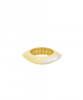 انگشتر4ضلعی پهن با میناکاری سفید رخشان درریس Doris کد P4221