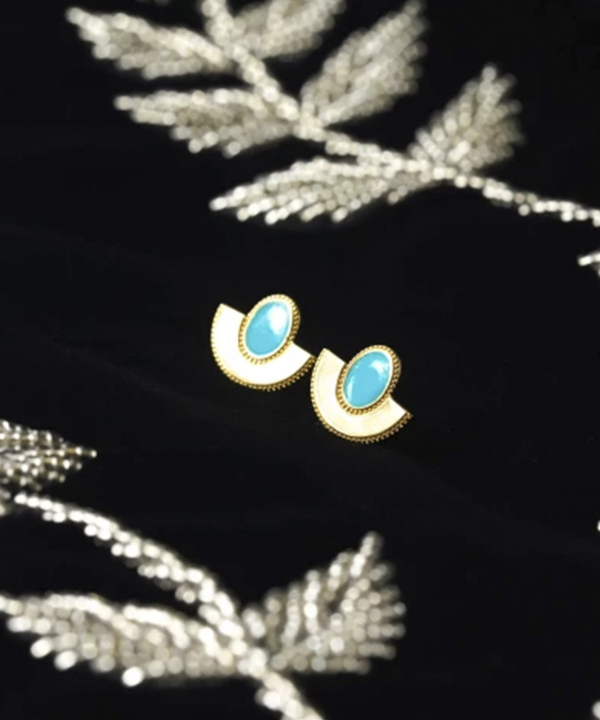 گوشواره میخی ماه آفرید درریس Doris کد P4532