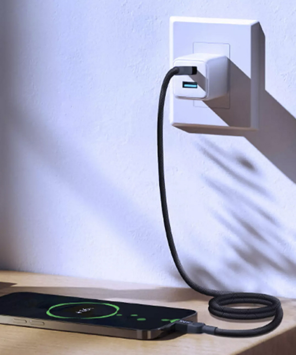 کابل سوپر فست شارژ تایپ سی به تایپ سی 100 وات یک متری نیلکین MagCharge