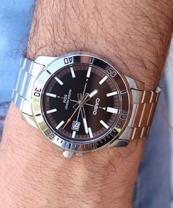 ساعت مچی عقربه‌ای مردانه کاسیو Casio مدل MTP-VD01D-1E2VUDF