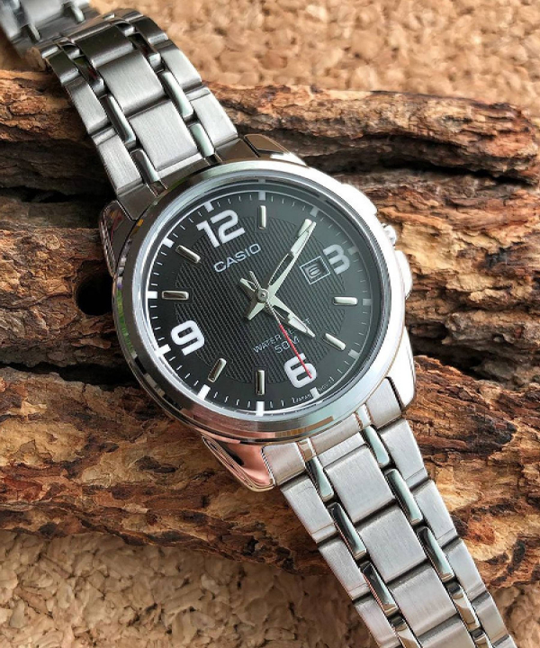 ساعت مچی عقربه‌ای زنانه کاسیو Casio مدل LTP-1314D-1A