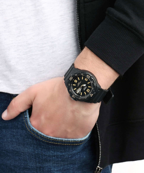 ساعت مچی عقربه‌ای مردانه کاسیو Casio مدل MRW-200H-1B3VDF