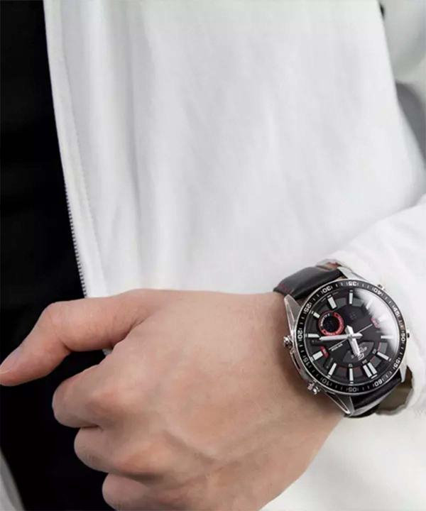 ساعت مچی عقربه‌ای مردانه کاسیو Casio مدل EFV-C100L-1AVDF