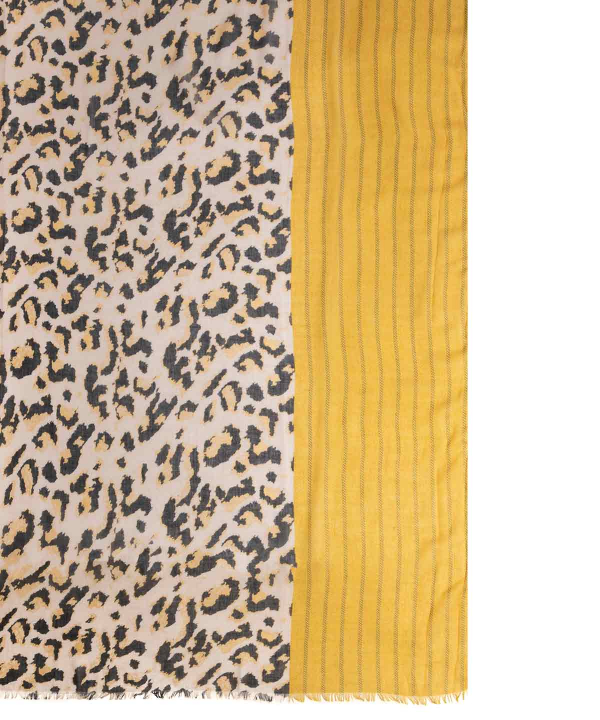 شال طرح‌دار زنانه جوتی‌جینز بای جین وست Jootijeans By Jeanswest