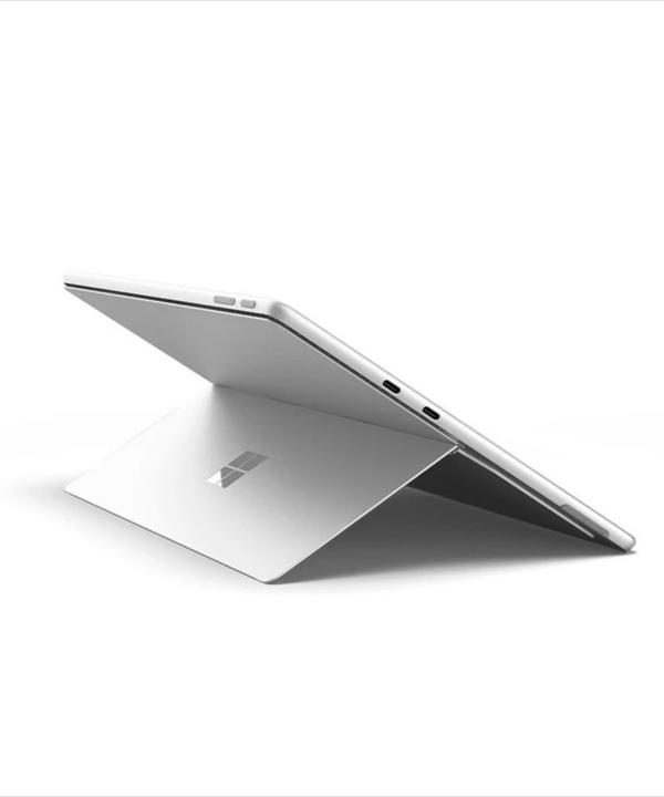 تبلت مایکروسافت مدل Surface Pro 9-i5 1235U ظرفیت 256 گیگابایت و رم 16 گیگابایت