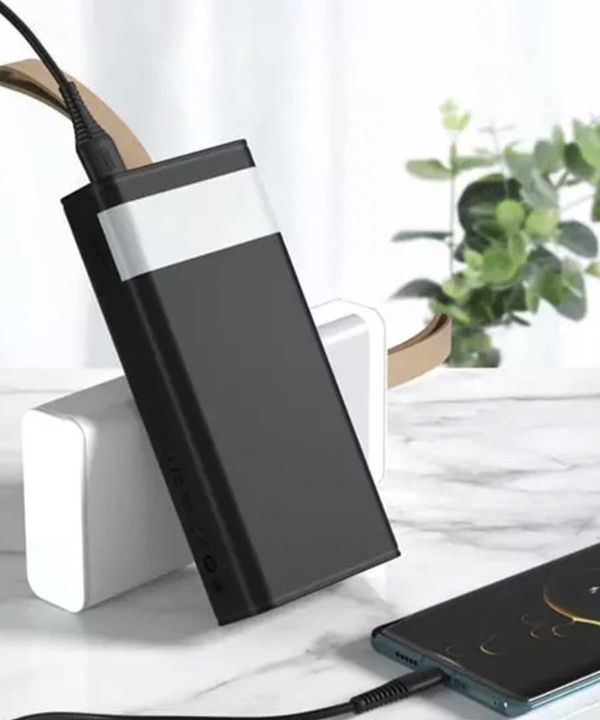 پاوربانک 40000 میلی‌آمپرساعتی شارژ سریع ایکس او XO PR130 40000mAh Power Bank PD 20W + USB QC 22.5W