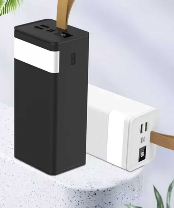 پاوربانک 40000 میلی‌آمپرساعتی شارژ سریع ایکس او XO PR130 40000mAh Power Bank PD 20W + USB QC 22.5W