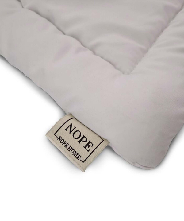 روتختی دو نفره مینیمال مخمل نوپه Nope طرح مربعی کد 115