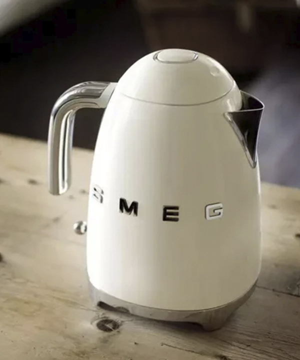 کتری برقی اسمگ Smeg مدل KLF03CR