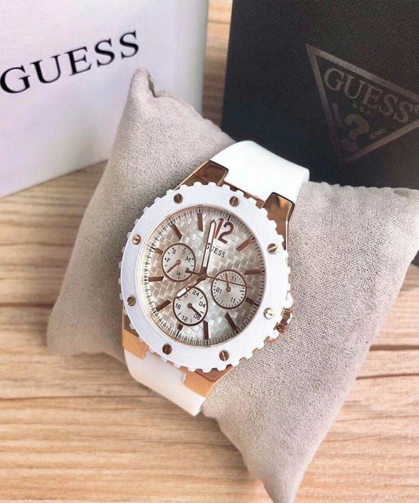 ساعت مچی زنانه گس Guess مدل W10614L2