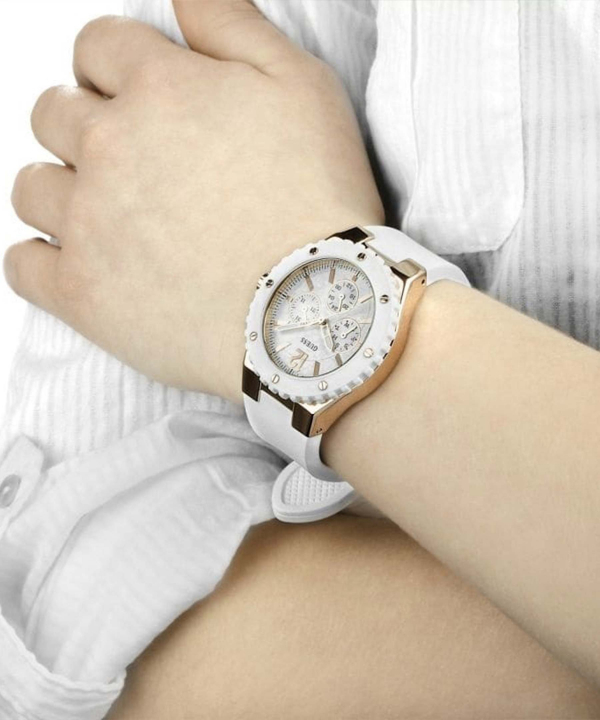 ساعت مچی زنانه گس Guess مدل W10614L2