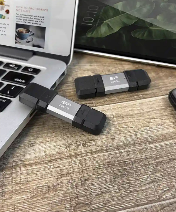 فلش مموری USB 3.2 سیلیکون پاور مدل Mobile C51 ظرفیت 256 گیگابایت