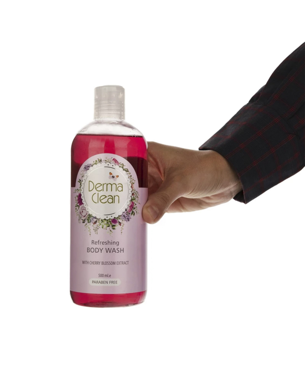 شامپو بدن زنانه درماکلین Derma Clean حاوی عصاره شکوفه گیلاس حجم 500 میلی لیتر