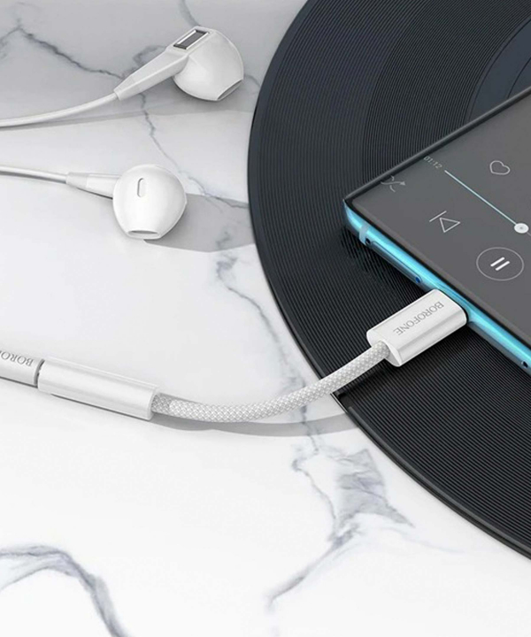 مبدل AUX OTG به USB-C بروفون مدل BV15