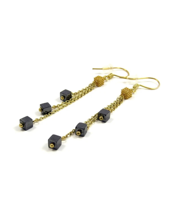 گوشواره طلا 18 عیار زنانه مانچو Mancho مدل efgs004