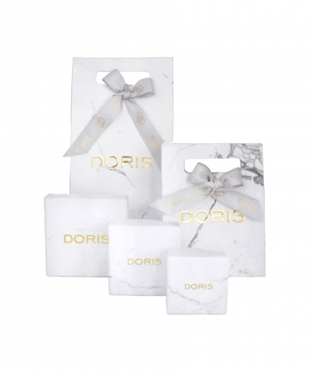 گردنبند درخت کریسمس با میناکاری و تک نگین درریس Doris کد P5639