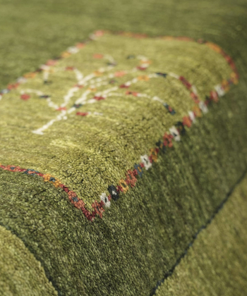 فرش دستباف سبز ذوالانواری AMALEH ( GHASHGHAI BAFT)