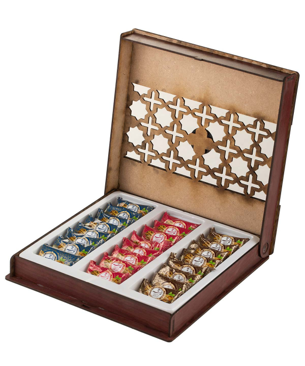 حلوا مسقطی مغزدار فاخر Fakher طرح چوبی کاشی وزن 800 گرم