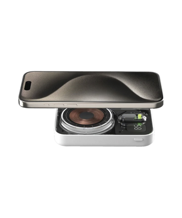 پاوربانک مگنتیک 20 وات 5000 میلی‌آمپر مومکس مدل Momax Power Flow IP126 رنگ: سفید