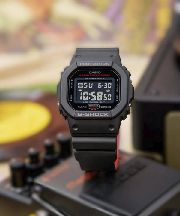 ساعت مچی کاسیو Casio مدل DW-5600UHR-1DR