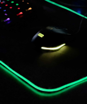 ماوس پد گیمینگ RGB مدل AORUS ابعاد 40x90 سانتی متر